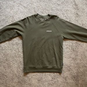 Patagonia Army Green Crewneck Size S